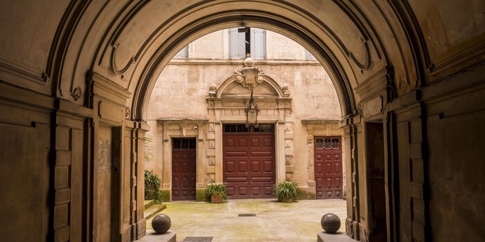 Historic Heart & Secret Courtyards of Montpellier